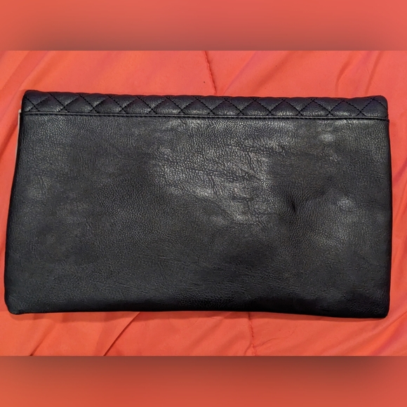 EUC Icing black and grey clutch - Picture 2 of 8